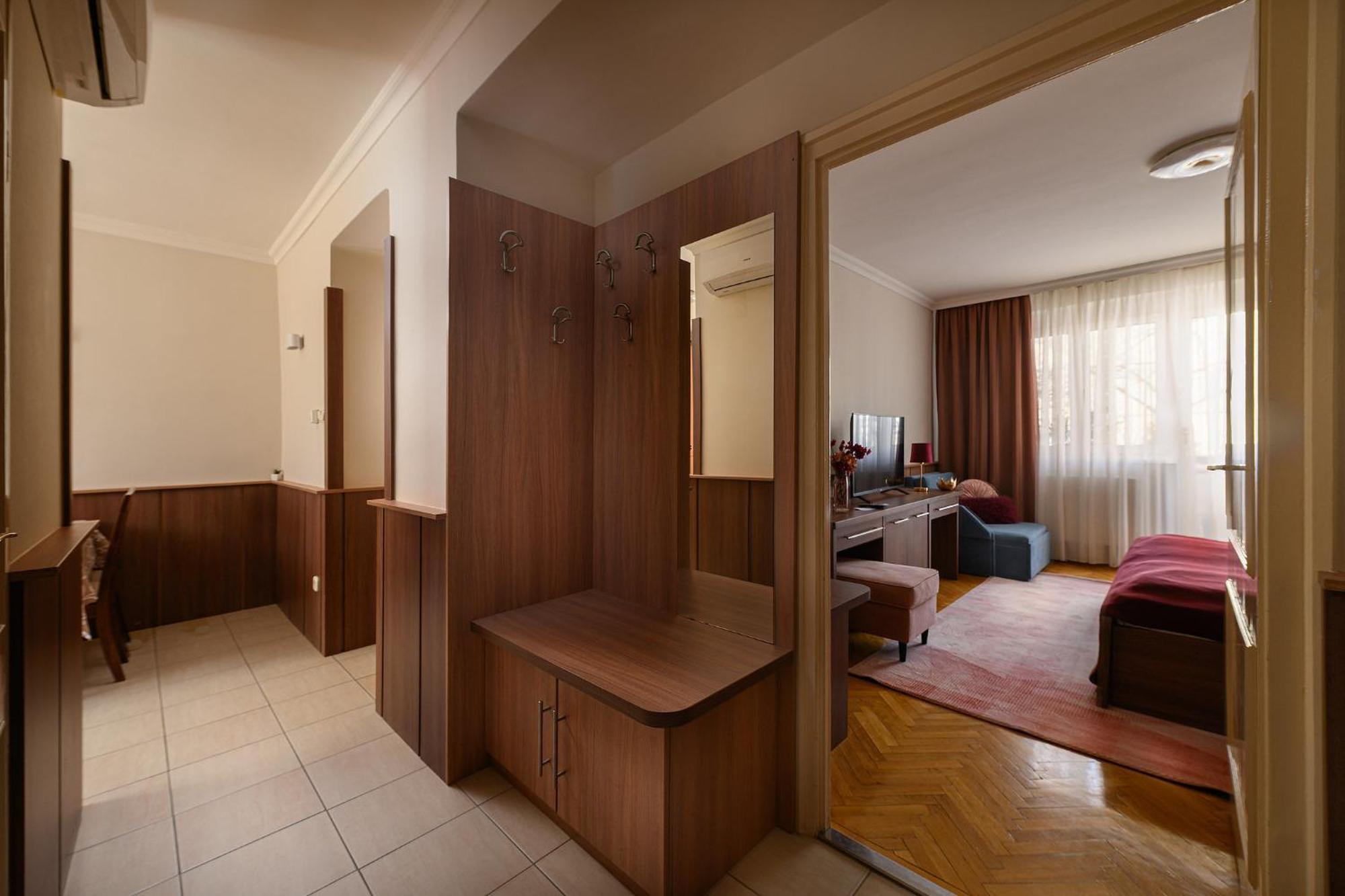 Szilfa étterem Mariann Appartement *