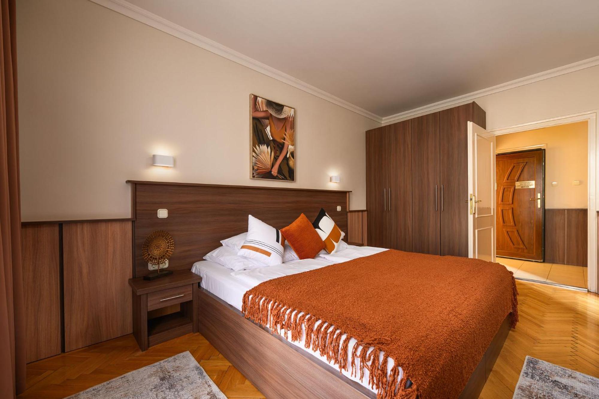 Appartement Szilfa étterem Mariann *
